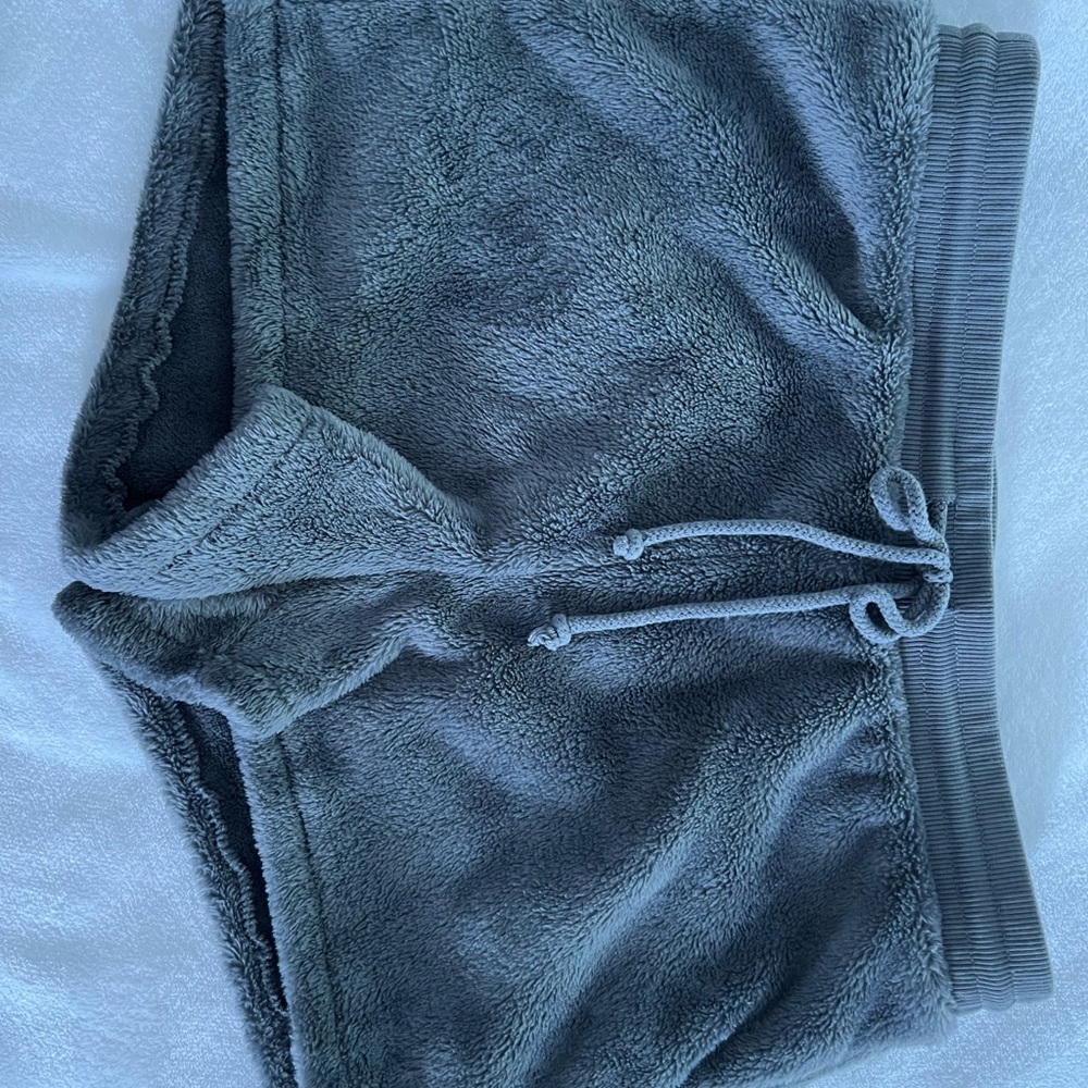 Old navy fuzzy shorts